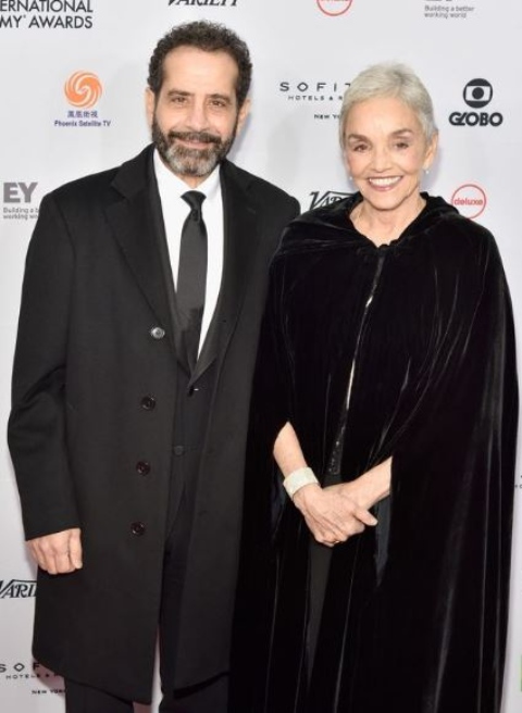 Tony Shalhoub wife